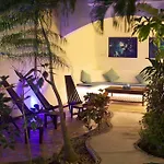 Aqualuna Boutique Hotel By Sunrise (Adults Only)