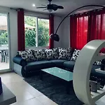 Itaka Glamping And Condo - Hotel