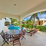 Lich Naj Luxury Villa
