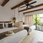 Banana Hotel Boutique By Bfh