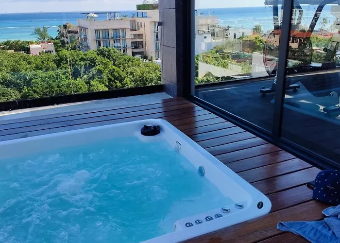 Luxury Suites , Calle 14Th