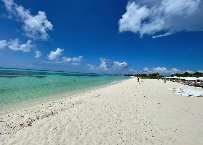Amaranta Beach