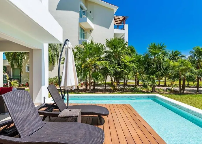 3Br Home With Private Pool Beach And Resort Amenities