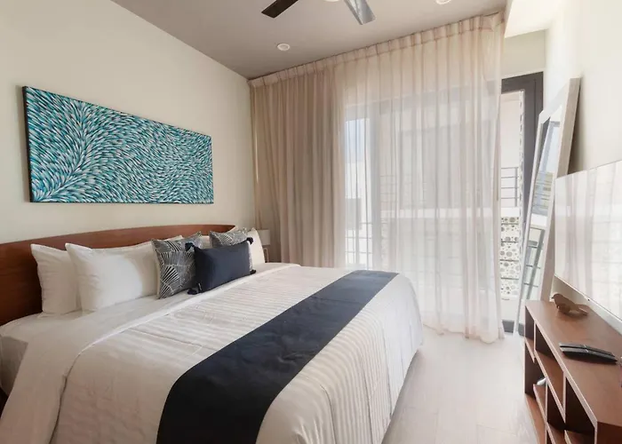 Amazing 1Br Penthouse With Private Rooftop Pool
