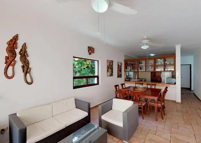 Escape To Casa Iguana Luxurious 4 Bedroom