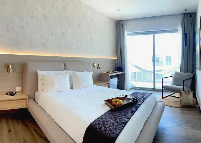 Suite Con Terraza Privada Y Diseno Moderno