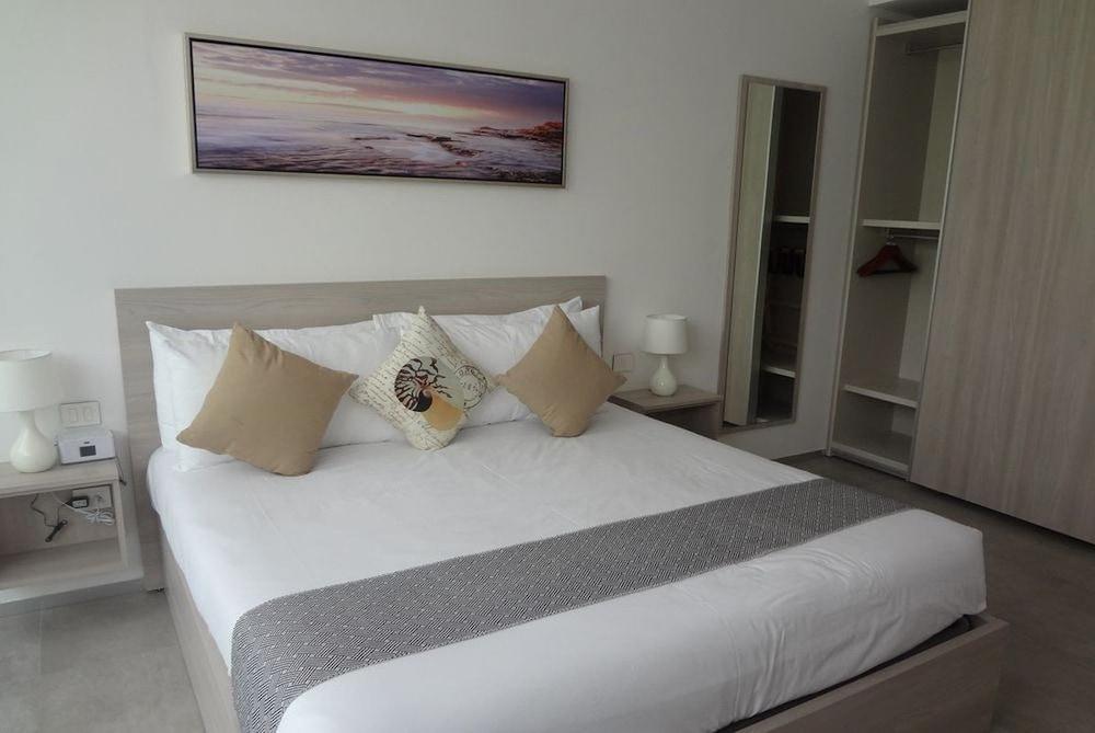 The Luxury 5*