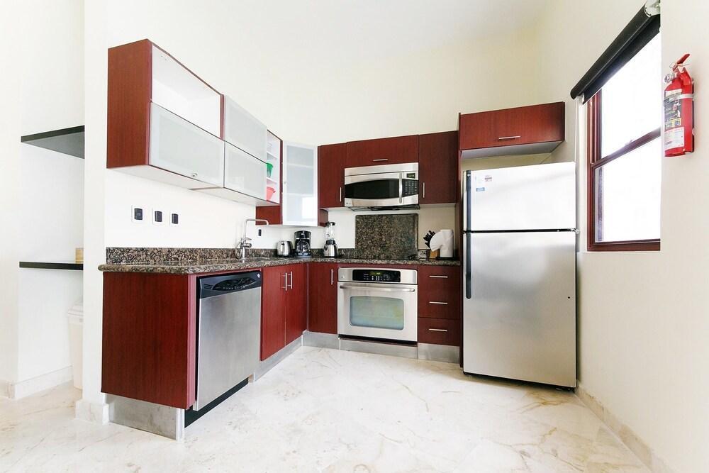 Residences El Faro, Surf 201 Căn hộ Playa del Carmen