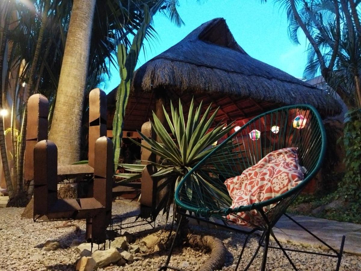 Barrio Latino Khách sạn 3*