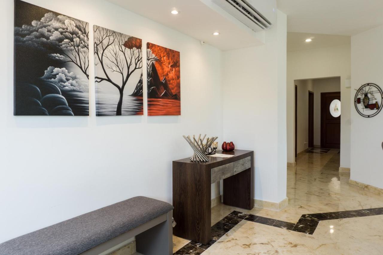 Apartment Paseo Del Sol Surf B 301 *