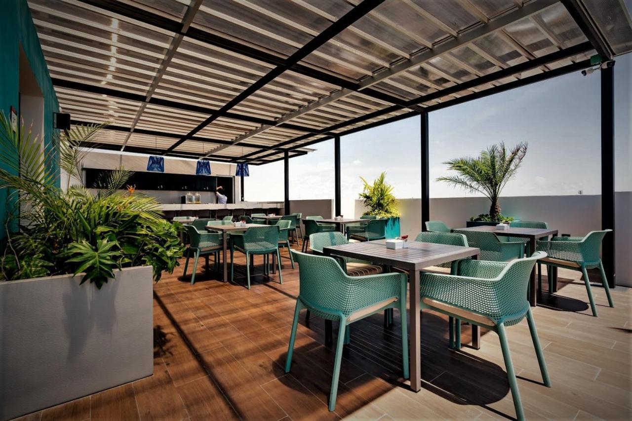 Apartamento Departamento Delux 2 - Walking Distance A La Playa, Con Balcón. Playa del Carmen