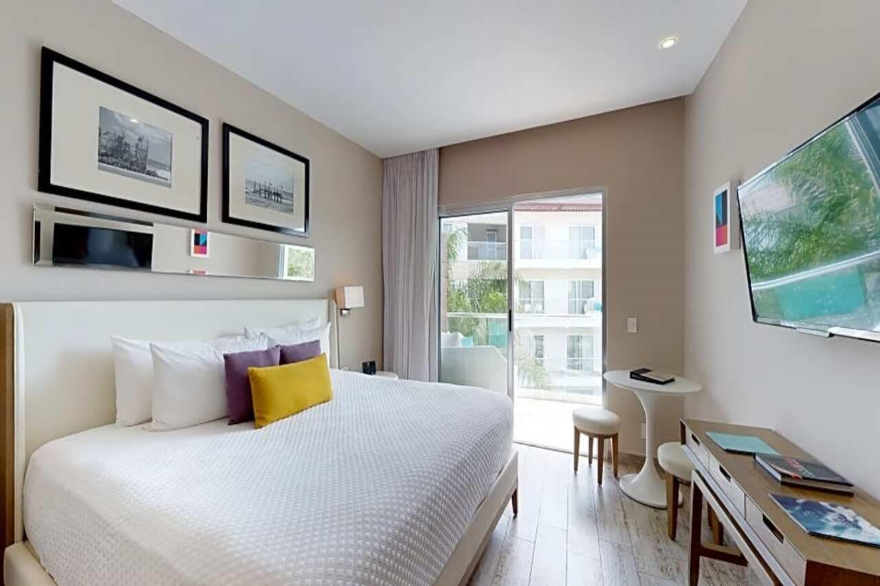 Residences At The Fives Playa del Carmen