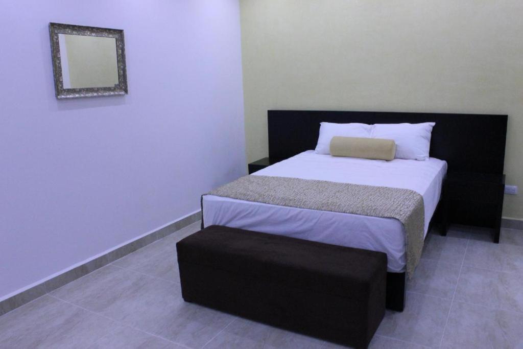 Apartment 770