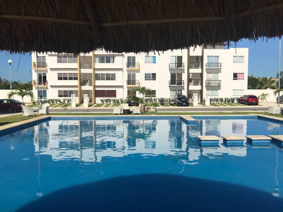 Depa De Playa C/alberca Cerca De La 5a Avenida Apartment