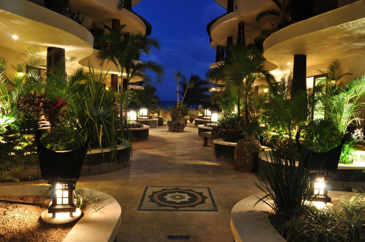 El Taj Oceanfront And Beachside Khách sạn
