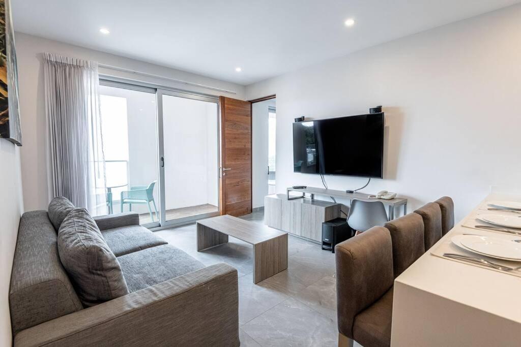 Marlene Incredible 2 Bedroom At Gallery