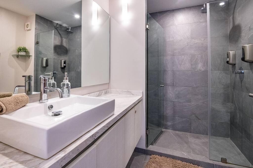 Marlene Incredible 2 Bedroom At Gallery * Playa del Carmen