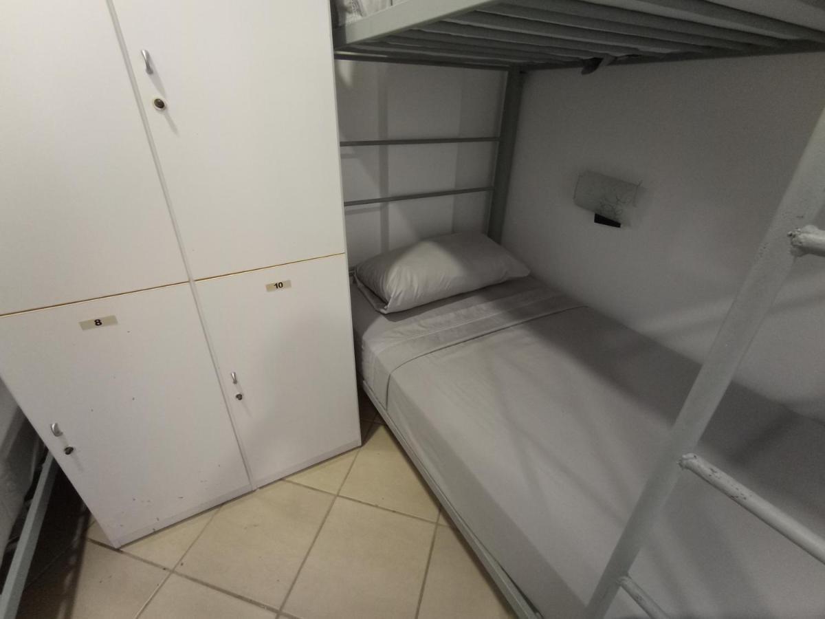 3b Hostel *