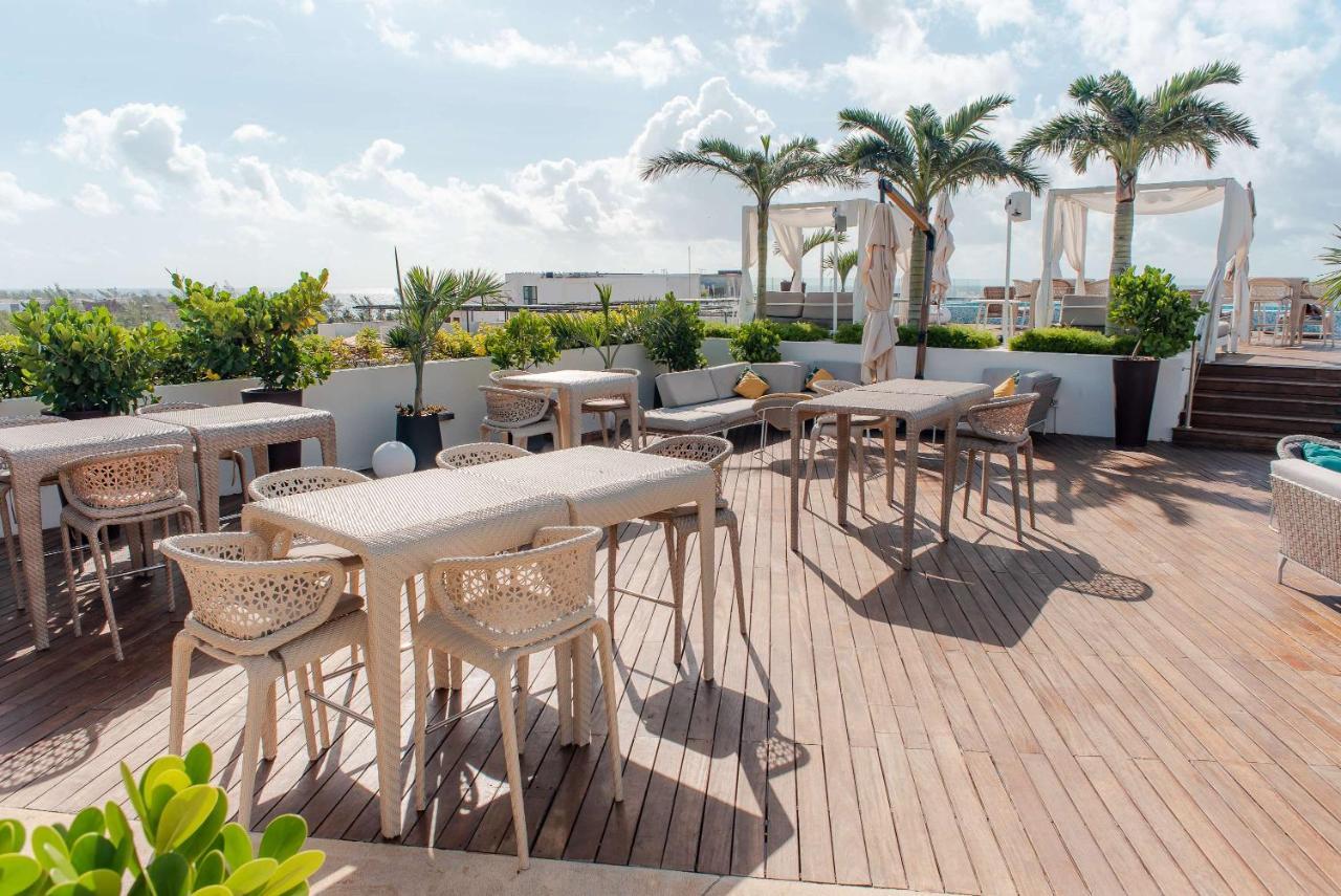 The Reef 28 & (adults Only) Khách sạn 5*