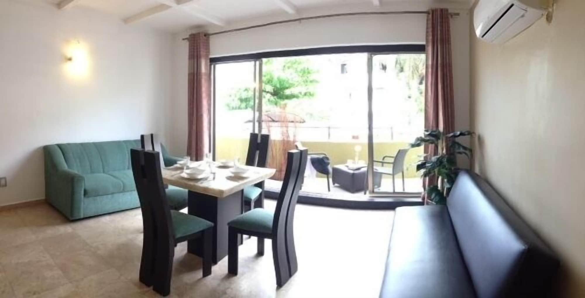 Aparthotel Koox La Mar Condhotel