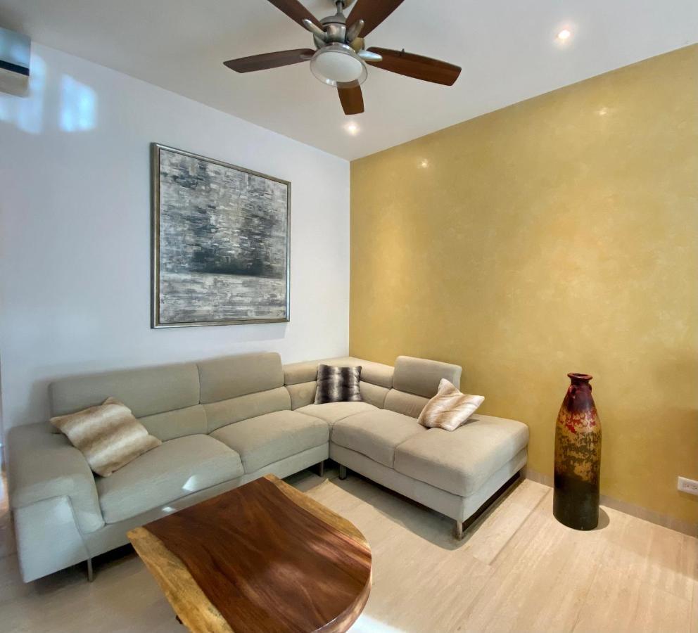 Prime 1 Bedroom In Historic Downtown *