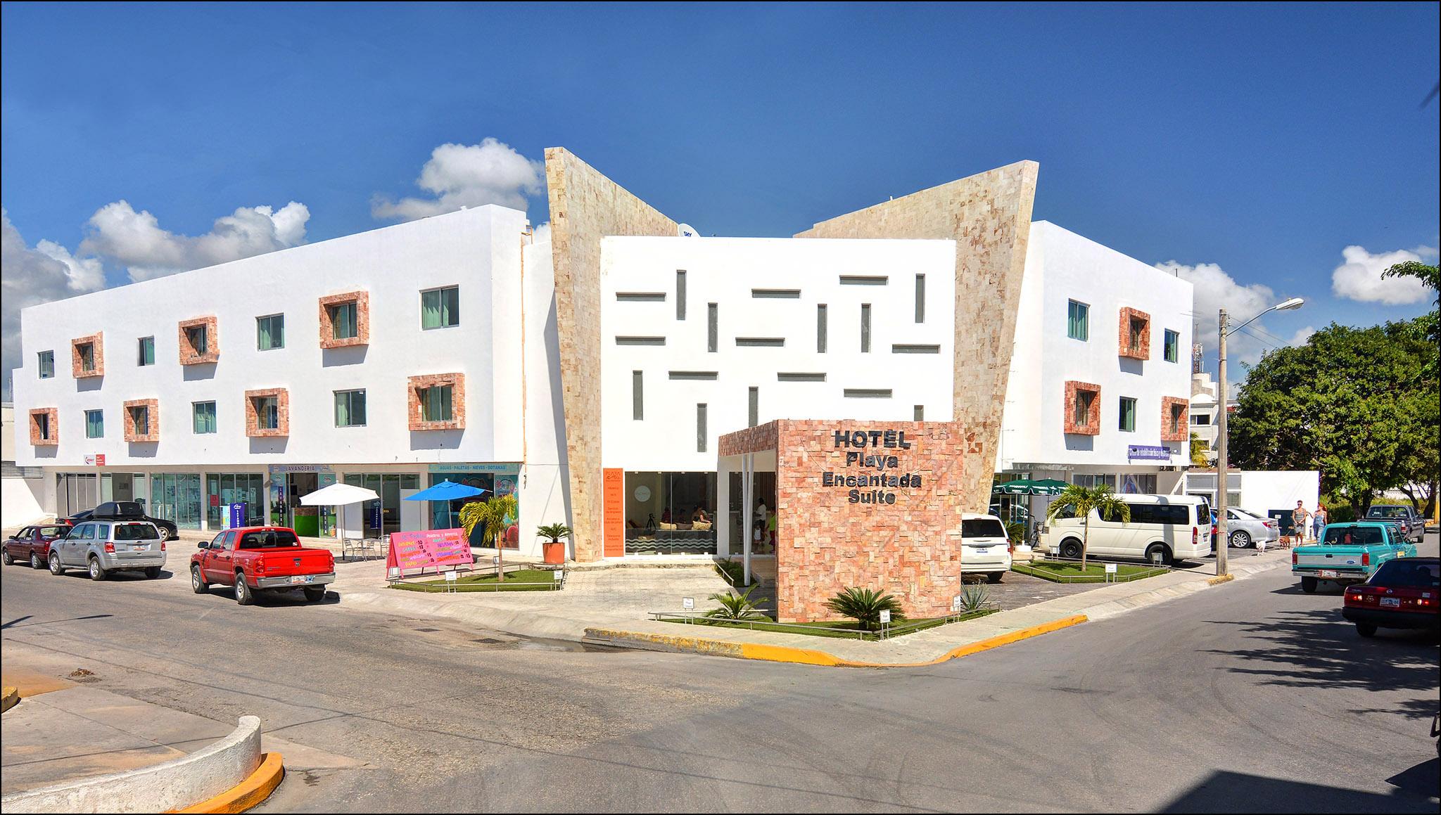 Playa Encantada Aparthotel