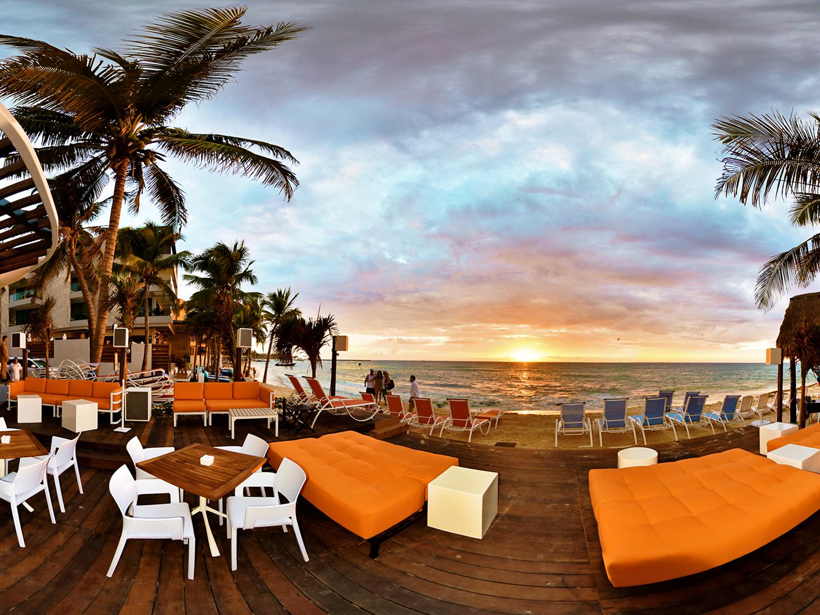 We Uniq Hotel El Carmen Adults Only Hotel