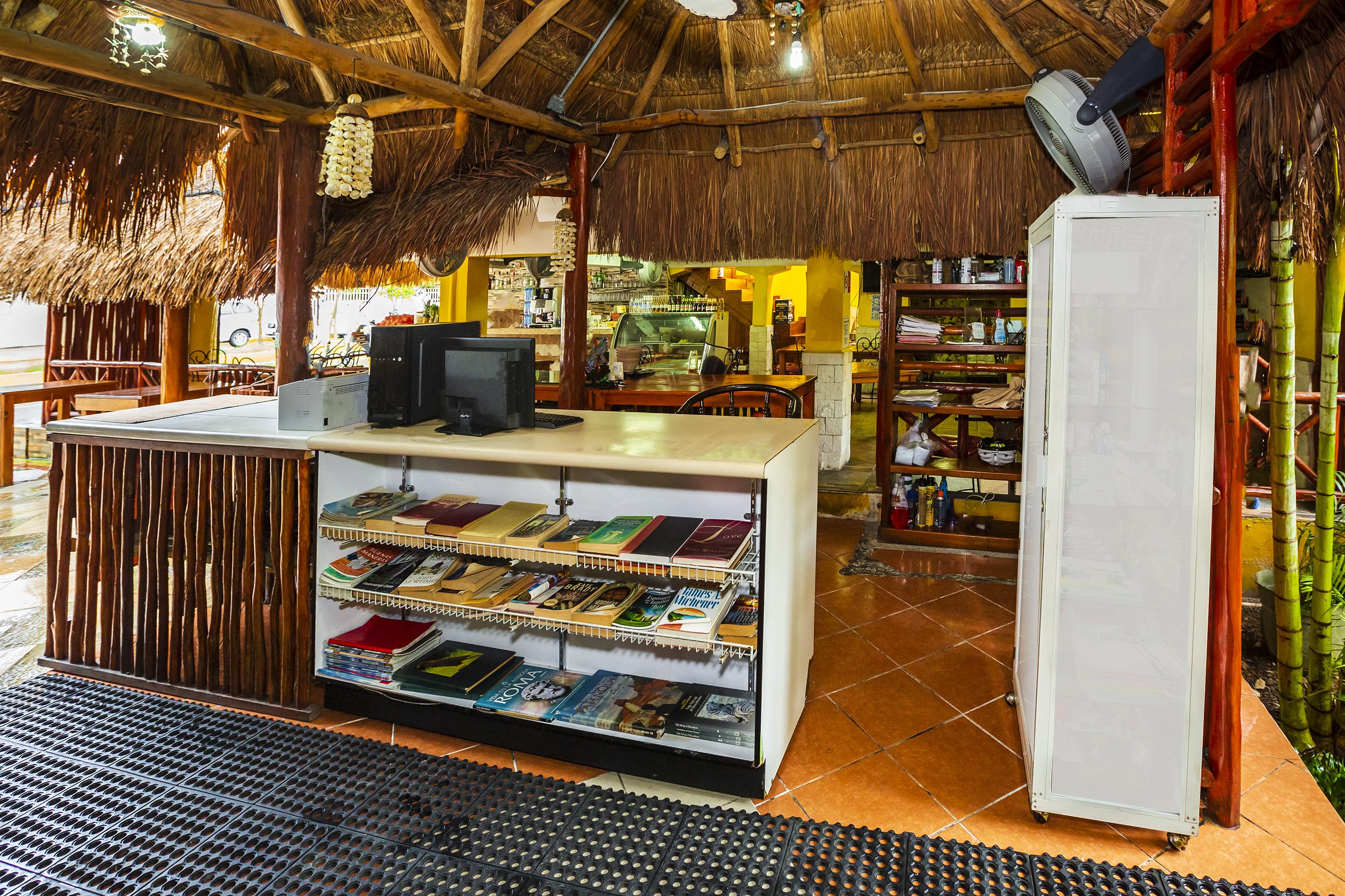 Khách sạn Oyo Playa del Carmen