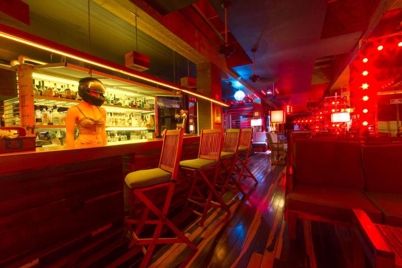 Hostel Reina Roja Hostal