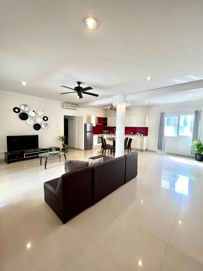 Espacioso Departamento A Unos Metros De Playa Mamitas Y De La Famosa 5ta Av Apartment Playa del Carmen