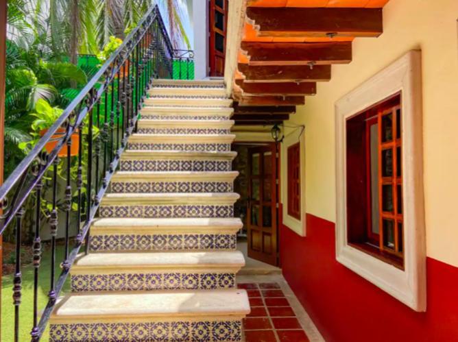 Casa Centrica 5bed/5bath Ac/gym 5 Min 5ta Av Y Playa *