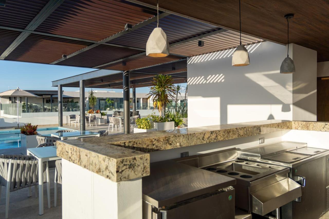 New & Equipped Steps From The With Pool Jacuzzi By Yeah Playa del Carmen