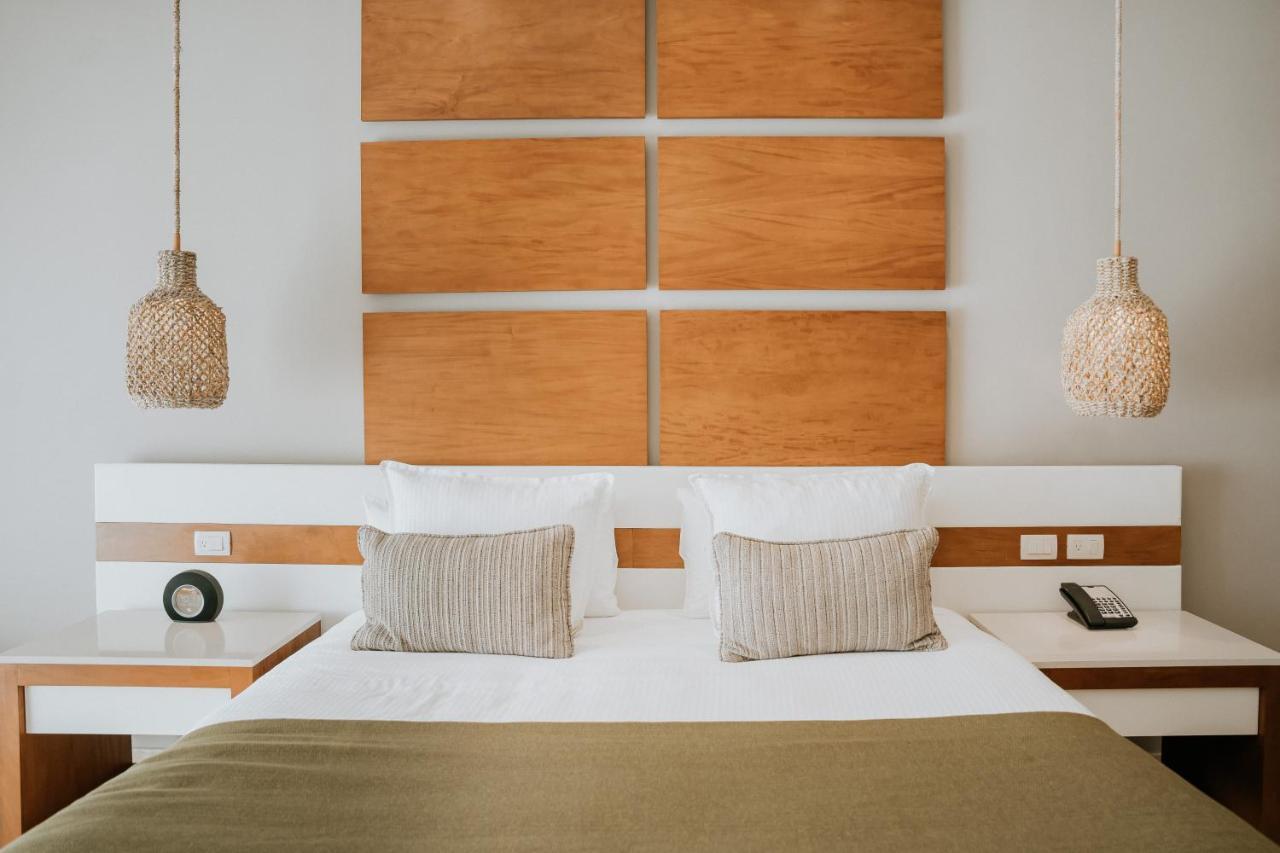 Khách sạn The Reef 28 & (adults Only) 5*