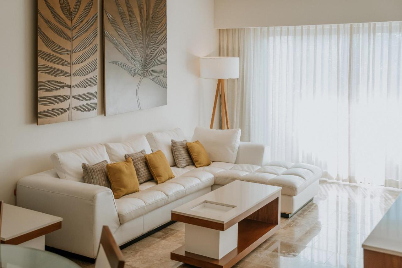 The Reef 28 & (adults Only) Khách sạn 5*