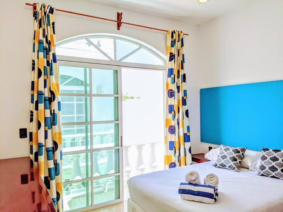 18br Up To 50guest Castillos Playacar Walk To And 5th Ave 1000mbps Casa de férias