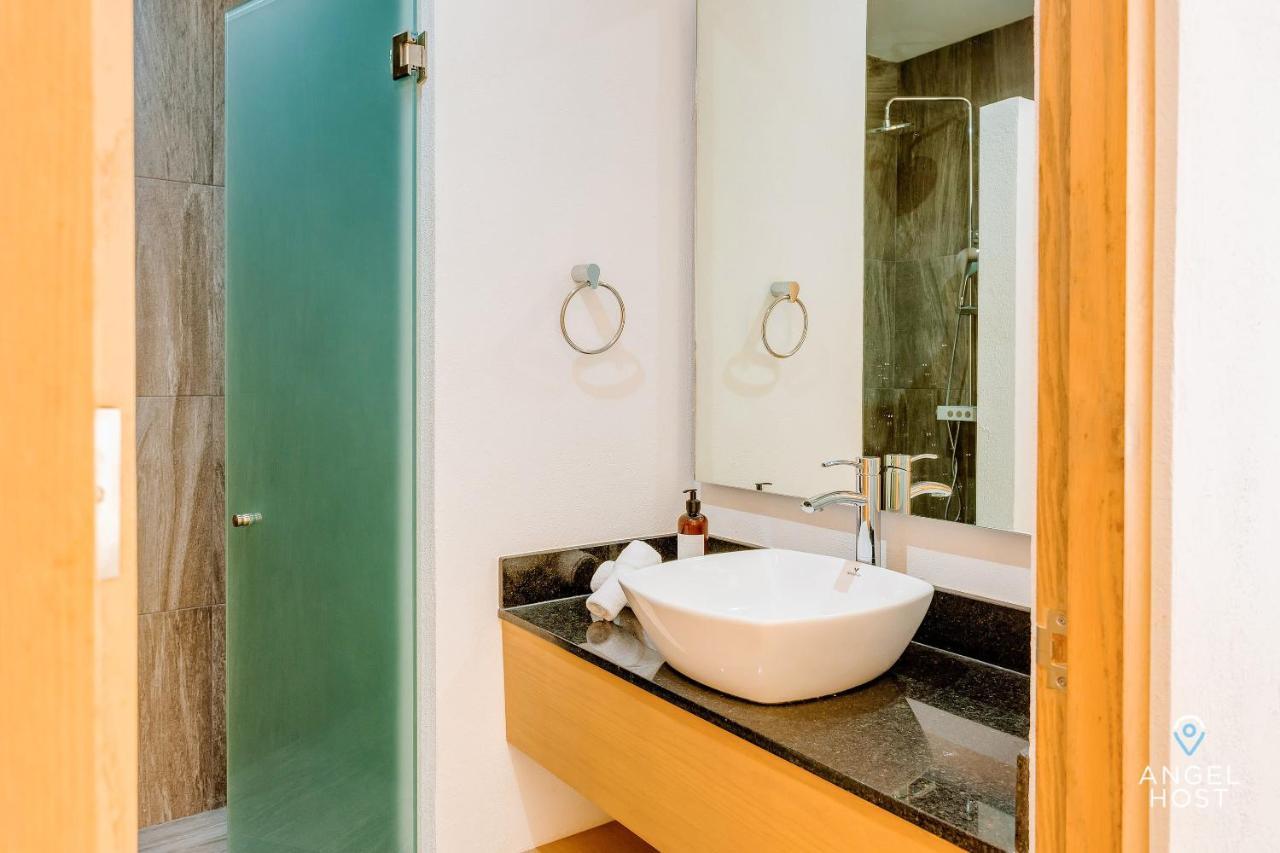 Apartment Incredible Oceanview Roof Lounge, Units 2 Blocks To Beach Playa del Carmen