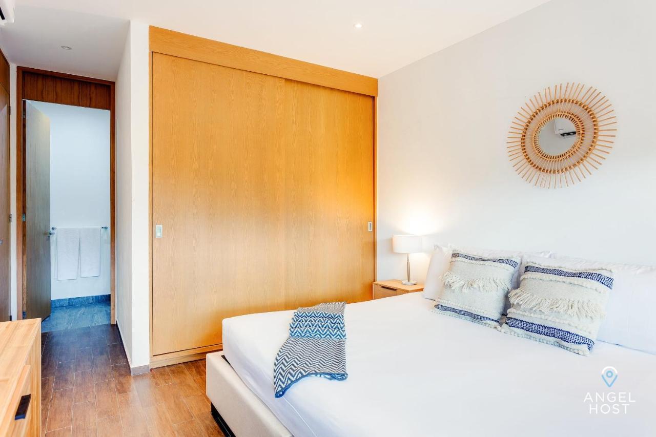 Apartment Incredible Oceanview Roof Lounge, Units 2 Blocks To Beach