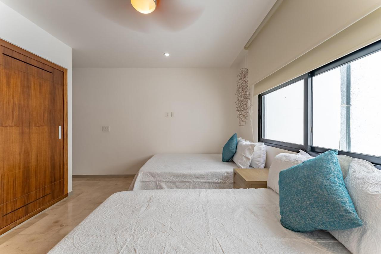 Kuxtal Luxury With Rooftop Apartment