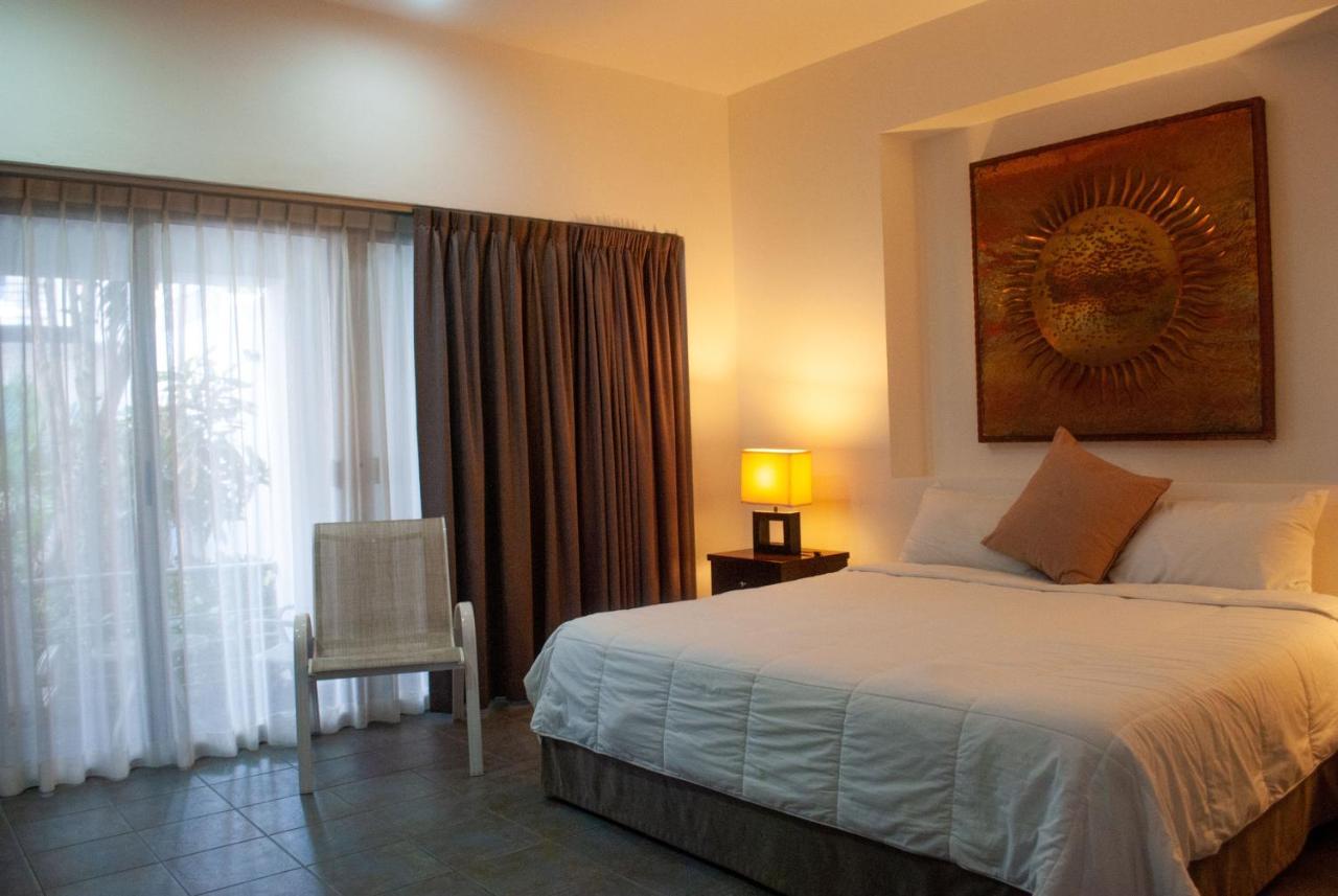 Almarea Vacation Khách sạn 3*