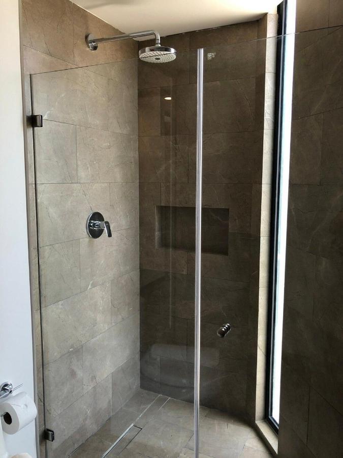 Deluxe Aparment Whit & Ocean View 8 Pax Apartment *