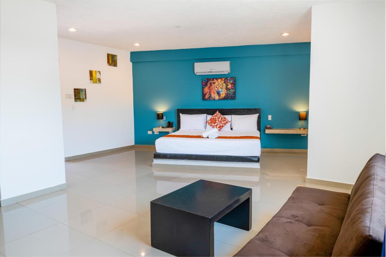 Playa Encantada Aparthotel