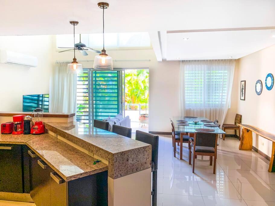 Căn hộ Oasis 12 *