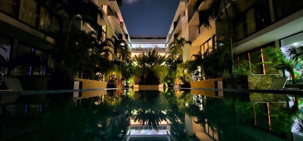 Apartment Your Exclusive In The - Amenities & Services For Free!! *
