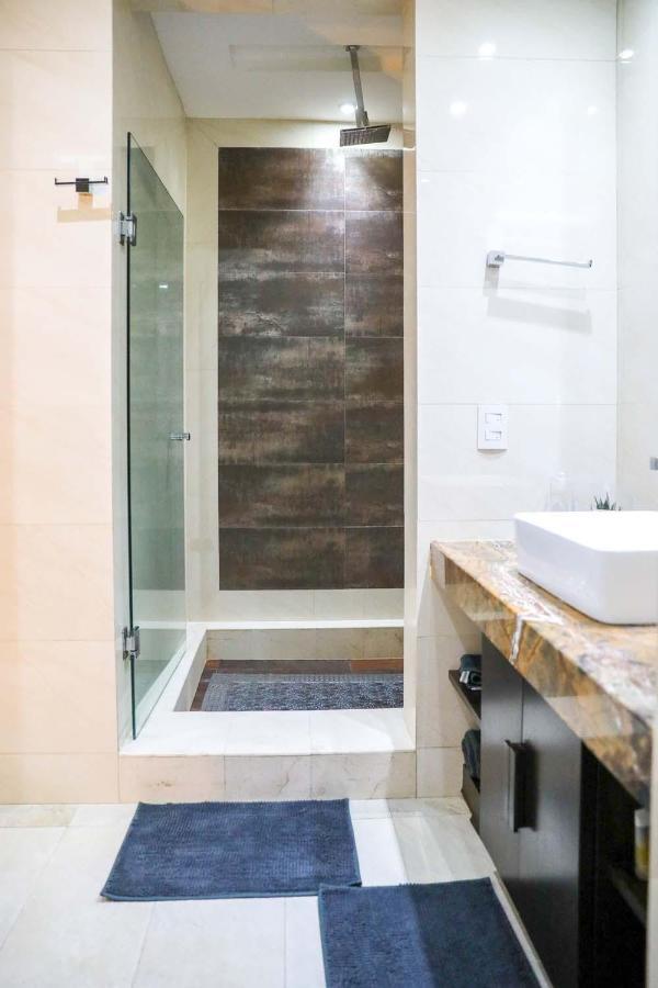 Oasis 12 Căn hộ