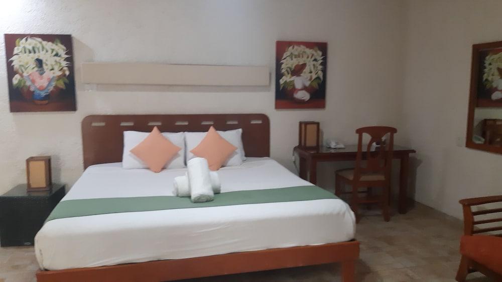 Luciana & Club Hotel Playa del Carmen