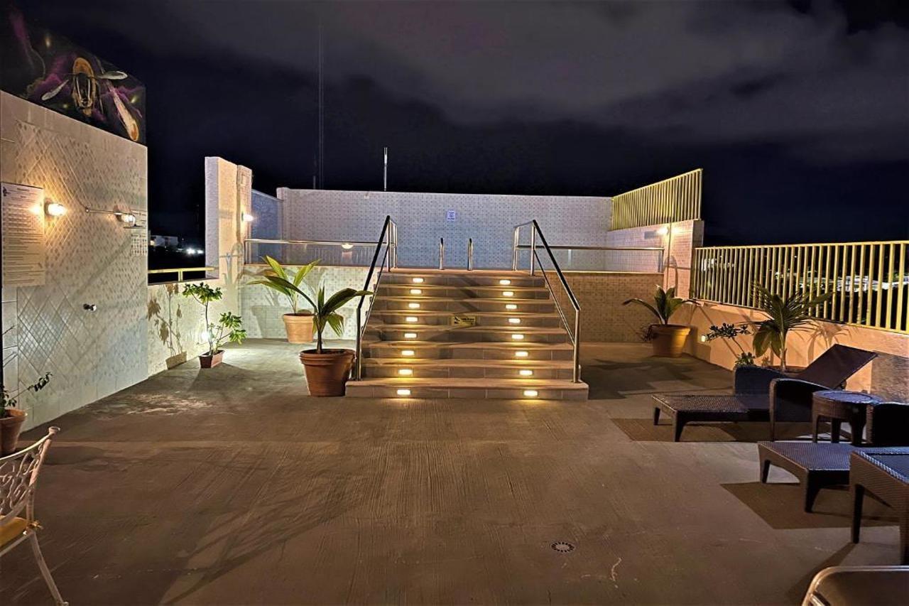 Hotel 12 Bees By Kavia 3*