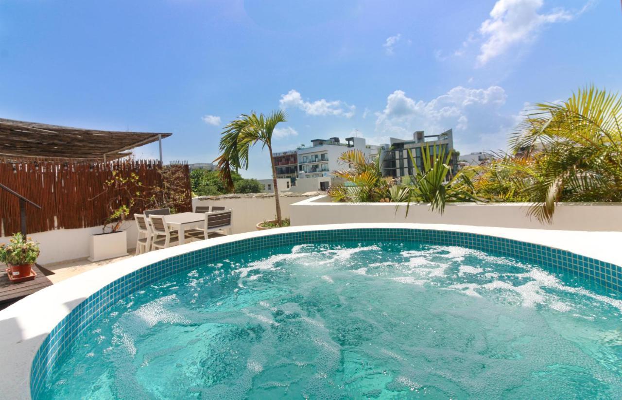 Penthouse With Private Jacuzzi