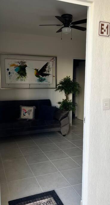 Apartamento Comodo En Planta Baja, Alberca A 20 Pasos, Modelo Ano 2023 *