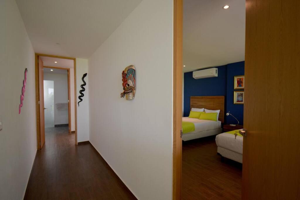 Apartment Big Loft 2br 2.5bth One Block The *