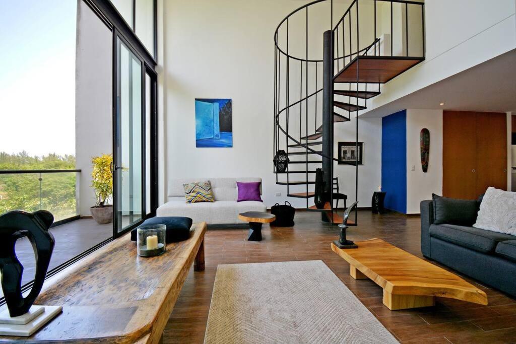 Apartment Big Loft 2br 2.5bth One Block The *